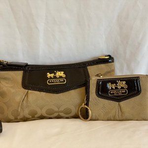 🚨SALE🚨Coach Signature Wristlet & Card Wallet